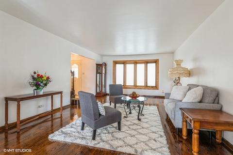 1905 E Seneca Ln, Mount Prospect, IL 60056 photo 4