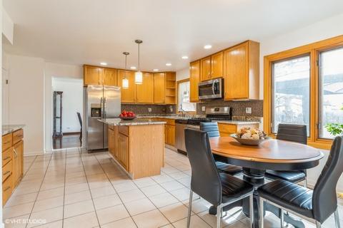 1905 E Seneca Ln, Mount Prospect, IL 60056 photo 7