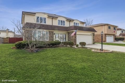 1905 E Seneca Ln, Mount Prospect, IL 60056 photo 2