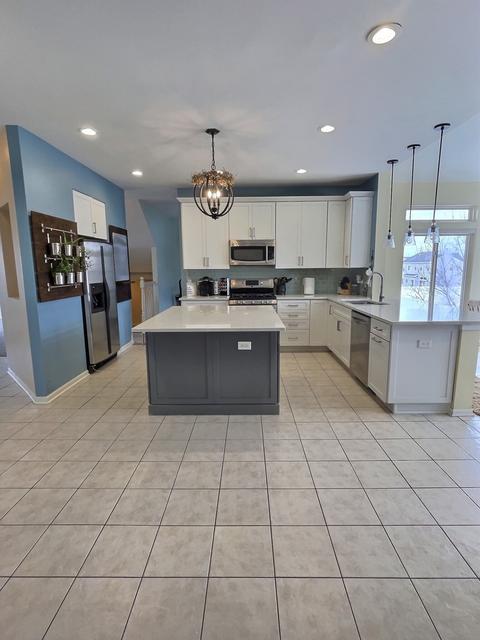 4703 Joyce Ln, Mchenry, IL 60050 photo 2