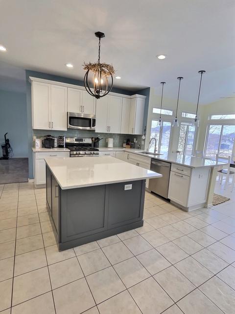 4703 Joyce Ln, Mchenry, IL 60050 photo 3