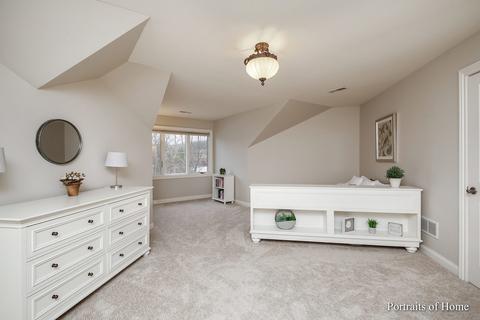 9350 E Falling Waters Dr, Burr Ridge, IL 60527 photo 18