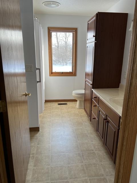 3254 Edgewater Dr, Kankakee, IL 60901 photo 11