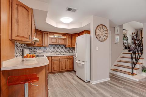 331 N 4th Ave #B, Des Plaines, IL 60016 photo 9