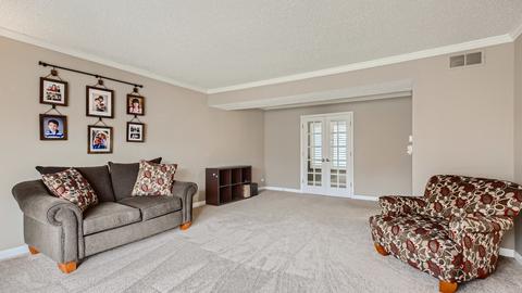 1129 Monroe Dr, Bartlett, IL 60103 photo 3