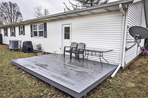 307 E Aemity St, Potomac, IL 61865 photo 5