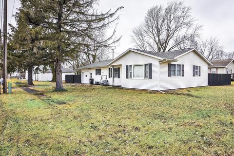 307 E Aemity St, Potomac, IL 61865 photo 32
