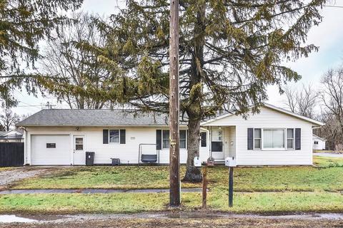 307 E Aemity St, Potomac, IL 61865 photo 3