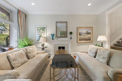 58 Elm St, Chicago, IL 60611 photo 3
