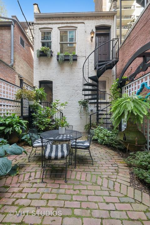 58 Elm St, Chicago, IL 60611 photo 20