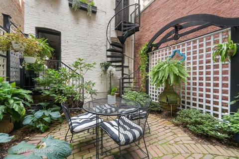 58 Elm St, Chicago, IL 60611 photo 21
