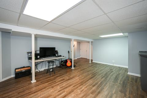 1102 S Gables Blvd, Wheaton, IL 60189 photo 20