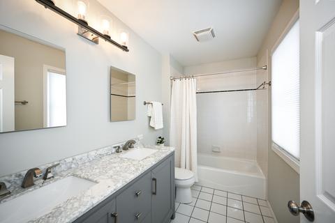 1102 S Gables Blvd, Wheaton, IL 60189 photo 15