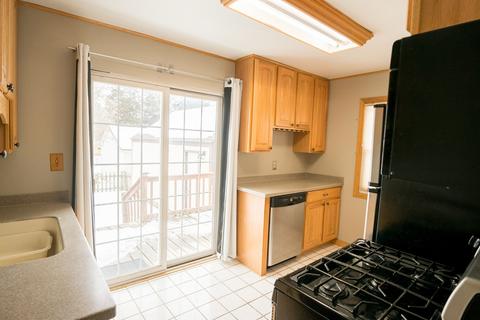 217 E 2nd St, Lockport, IL 60441 photo 6