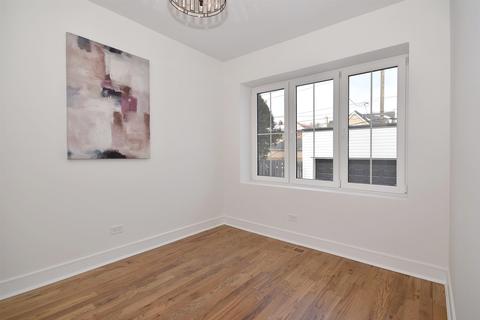 1013 Harvard Ter, Evanston, IL 60202 photo 44