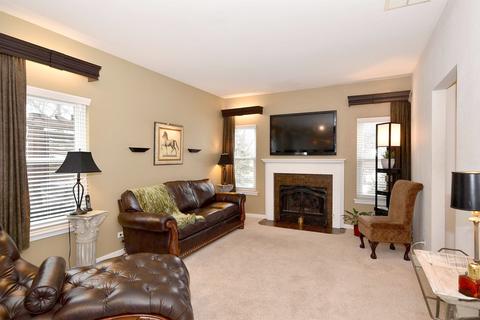 1352 Northgate Ct, Bartlett, IL 60103 photo 9