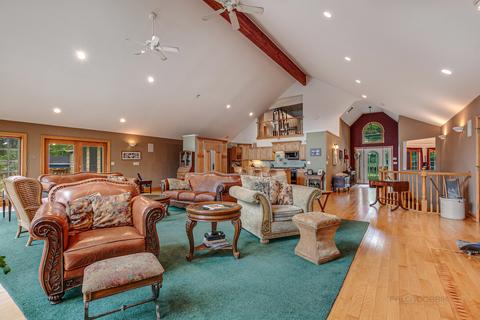 701 S Emerald Dr, Mchenry, IL 60051 photo 10
