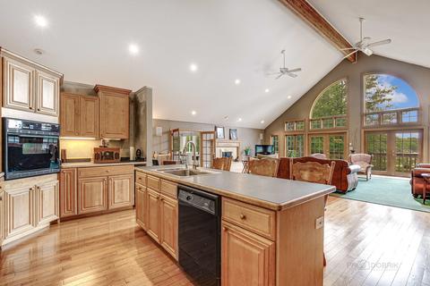 701 S Emerald Dr, Mchenry, IL 60051 photo 15
