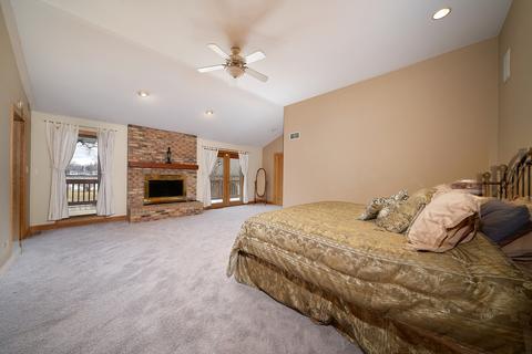 701 S Emerald Dr, Mchenry, IL 60051 photo 22