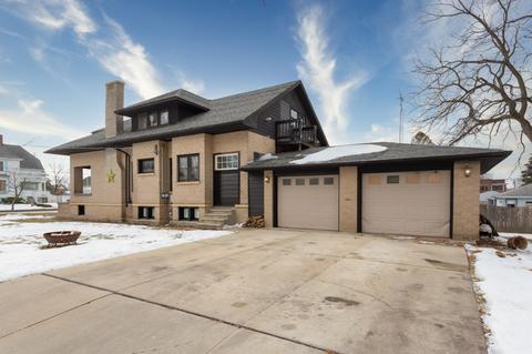 306 E Diggins St, Harvard, IL 60033 photo 4