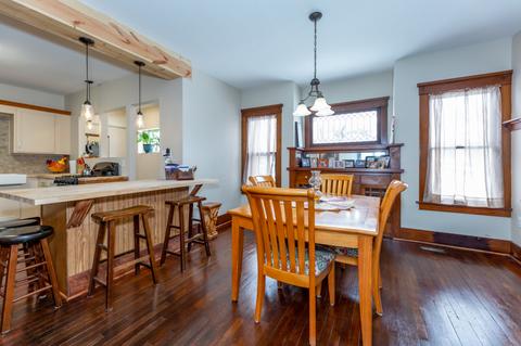 306 E Diggins St, Harvard, IL 60033 photo 8