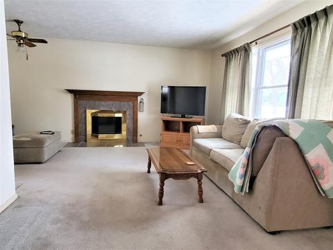 306 Hillside Ln, Bloomington, IL 61701 photo 15