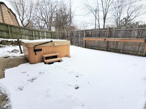 306 Hillside Ln, Bloomington, IL 61701 photo 14