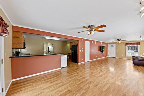 333 E Seminary Ave, Onarga, IL 60955 photo 7