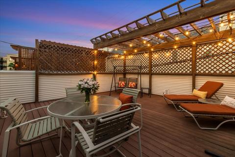 3003 N Oakley Ave, Chicago, IL 60618 photo 40
