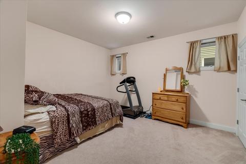 3003 N Oakley Ave, Chicago, IL 60618 photo 32