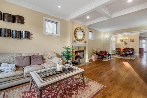 3003 N Oakley Ave, Chicago, IL 60618 photo 3