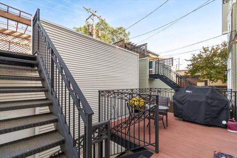 3003 N Oakley Ave, Chicago, IL 60618 photo 35