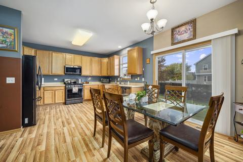 1403 Baltz Dr, Joliet, IL 60431 photo 6