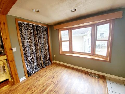 306 N Front St, Danforth, IL 60930 photo 13