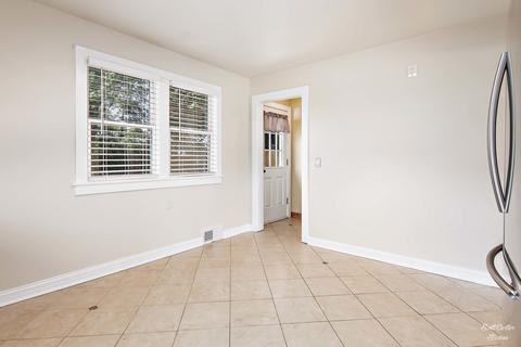 1611 Bay Rd, Johnsburg, IL 60051 photo 7