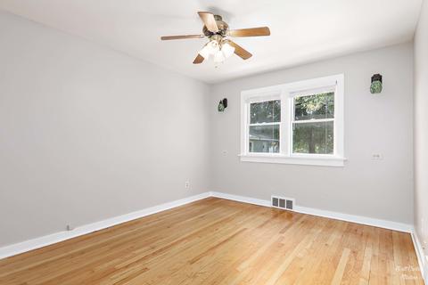 1611 Bay Rd, Johnsburg, IL 60051 photo 12