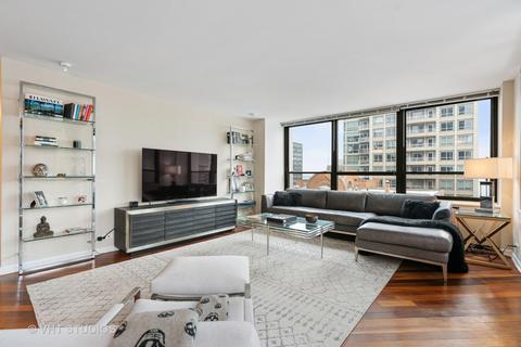 222 E Pearson St #2402, Chicago, IL 60611 photo 5