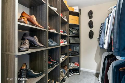 222 E Pearson St #2402, Chicago, IL 60611 photo 9