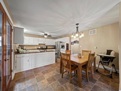 134 Deerpath Dr, Morris, IL 60450 photo 7