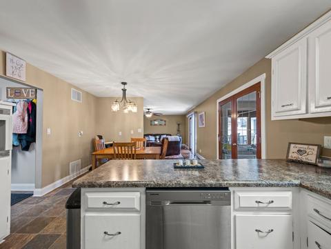 134 Deerpath Dr, Morris, IL 60450 photo 6