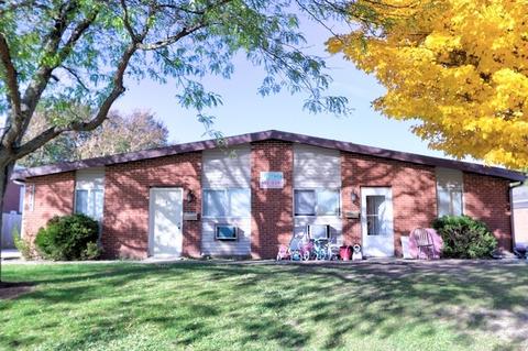 1510 Woods Ave, Normal, IL 61761 photo 1