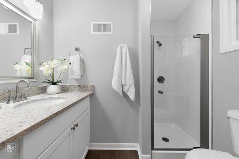 725 Pine St, Deerfield, IL 60015 photo 9