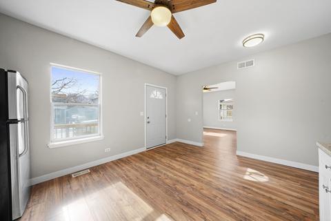 216 Ann St, Elgin, IL 60120 photo 6