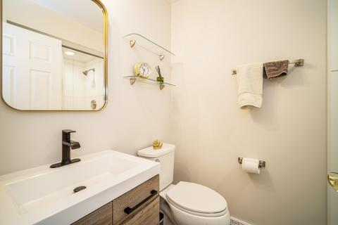 4010 Winston Dr, Hoffman Estates, IL 60192 photo 7