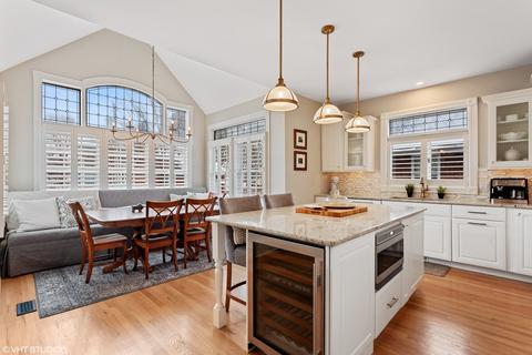 107 N Wright St, Naperville, IL 60540 photo 17