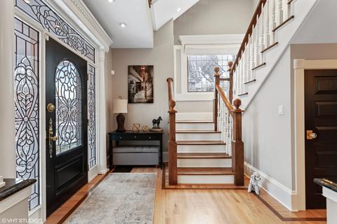 107 N Wright St, Naperville, IL 60540 photo 4