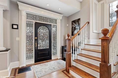 107 N Wright St, Naperville, IL 60540 photo 3