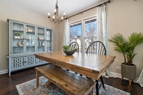 1022 E Jefferson Ave, Wheaton, IL 60187 photo 8