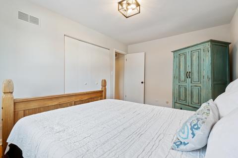 1022 E Jefferson Ave, Wheaton, IL 60187 photo 17