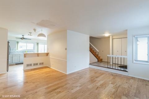 2536 Honeysuckle Ln, Rolling Meadows, IL 60008 photo 4